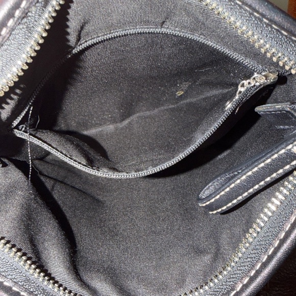 ‼️Vintage Coach Soho Black Leather Crossbody Bag - Picture 13 of 14
